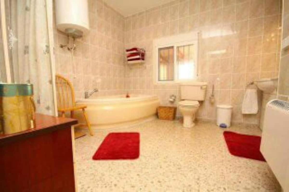 Recovery Mountain 2 Separate Beds In Room B&B Αλικάντε Εξωτερικό φωτογραφία